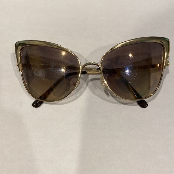 Set of sunglasses - Picture 5 of 6